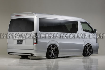 ชุดแต่ง TOYOTA HIACE WIDE /SUPER LONG WALD ทรง EXECUTIVE LINE V2
